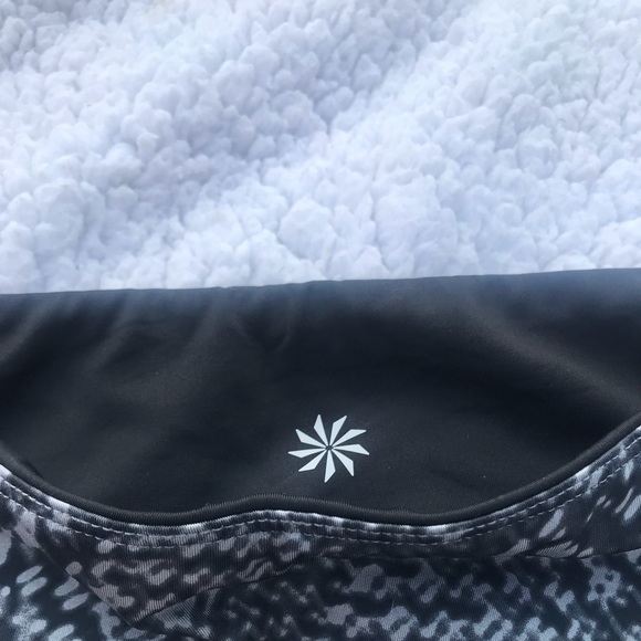 Athleta Medium leggings - Picture 2 of 4